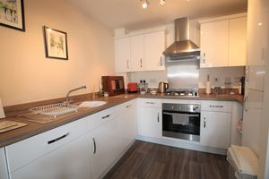 Modern Kitchen - click for photo gallery